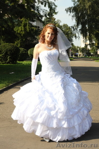 Пышное, белое свадебное платье - Изображение #3, Объявление #40660